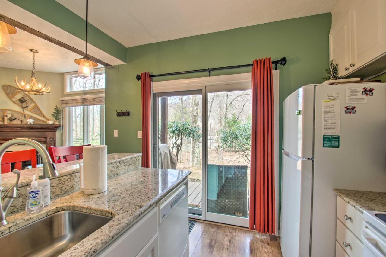 Wintergreen Resort Mountain Condo With Pool Access! Lyndhurst Екстер'єр фото